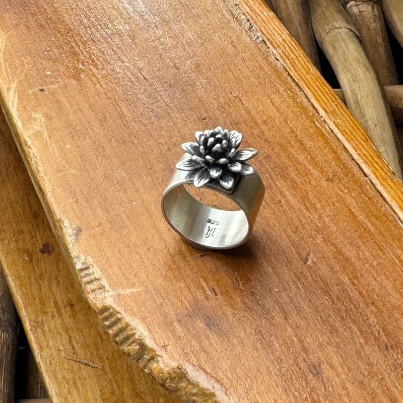 Sterling Silver Dahlia Adjustable Ring