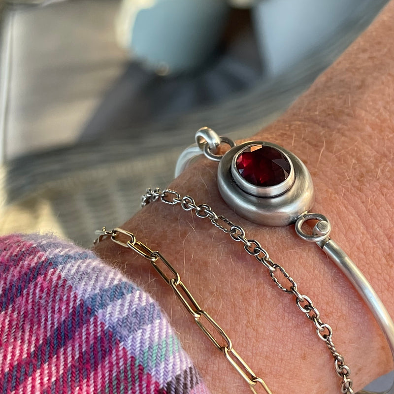 Sterling Silver Faceted Garnet Bracelet 7.5”