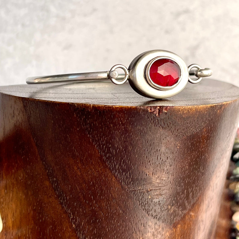 Sterling Silver Faceted Garnet Bracelet 7.5”