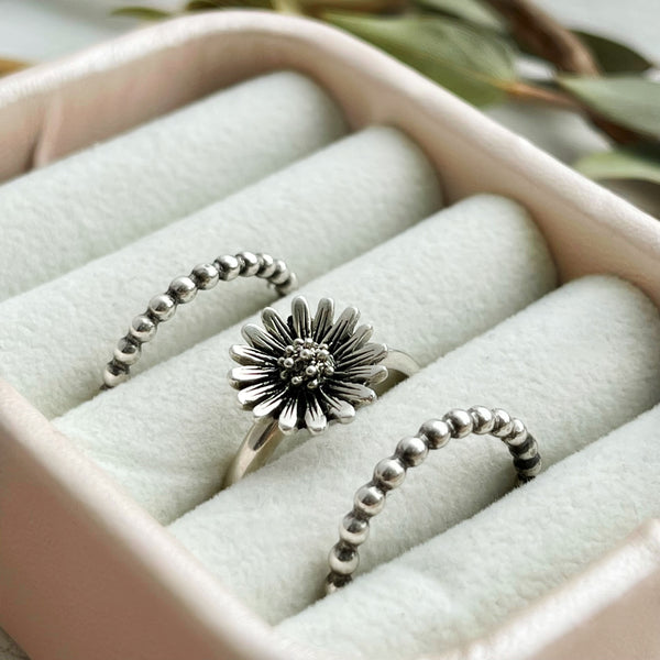 Sterling Silver Daisy Ring & Stacking Rings Set