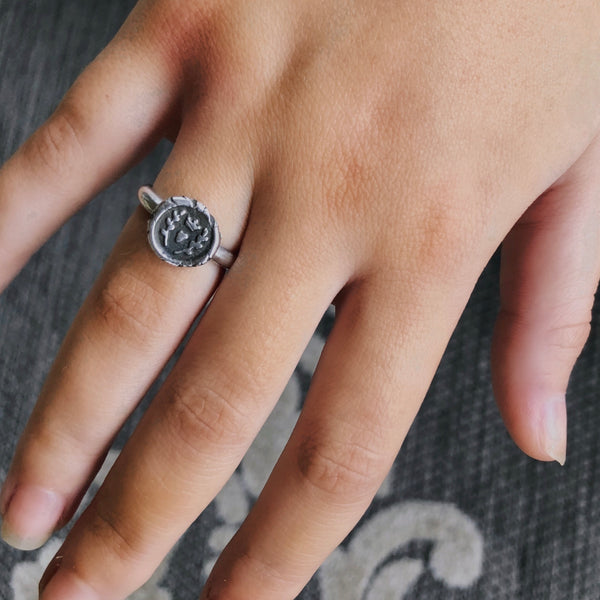 Loves Wax Seal Ring - Sterling Silver